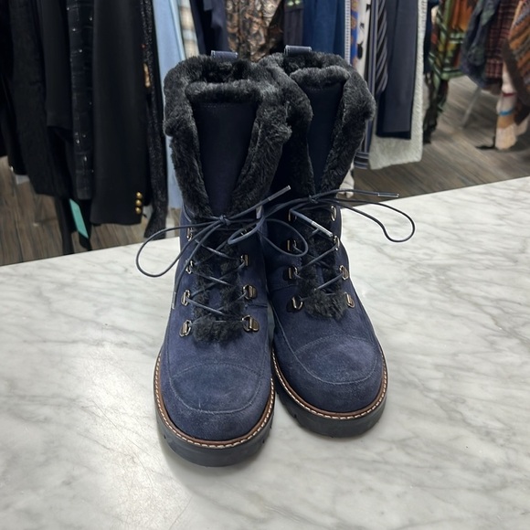 Stuart Weitzman Lug Sole Faux Fur Navy Suede Lace Up Boots Size 7.5 M - Picture 4 of 13